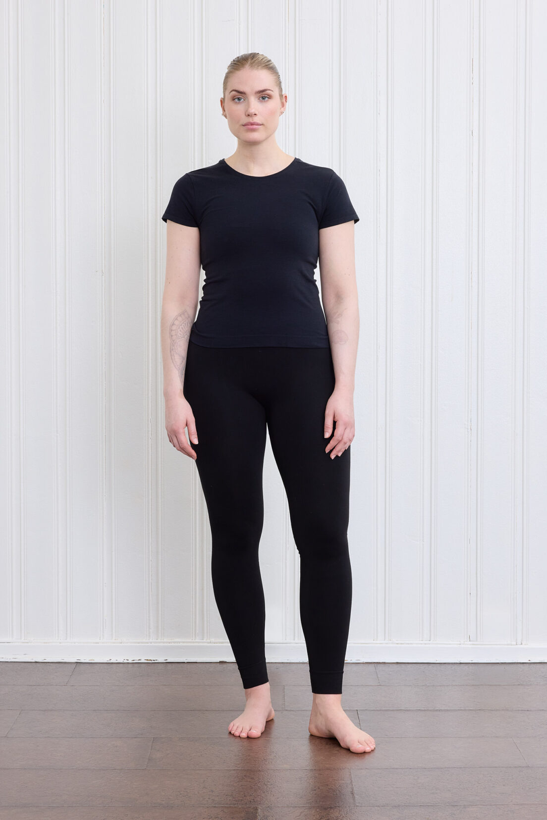 Bandha tee beautiful black front