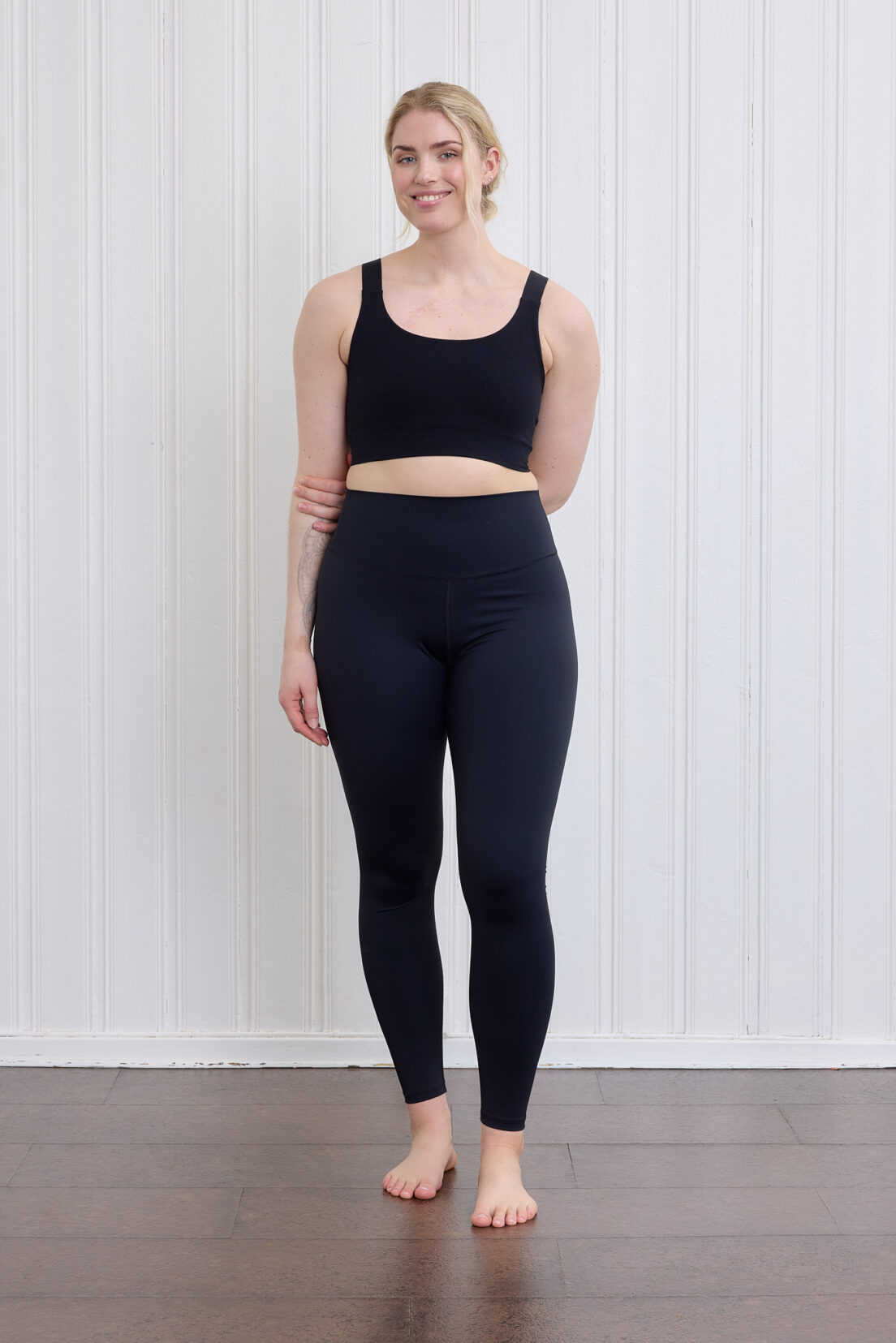 Soft sculpt legging beautiful black front